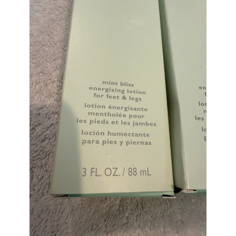 2 Mary Kay Mint Bliss Energizing Lotion for Feet & Legs 3 Fl Oz 88 mL New in Box